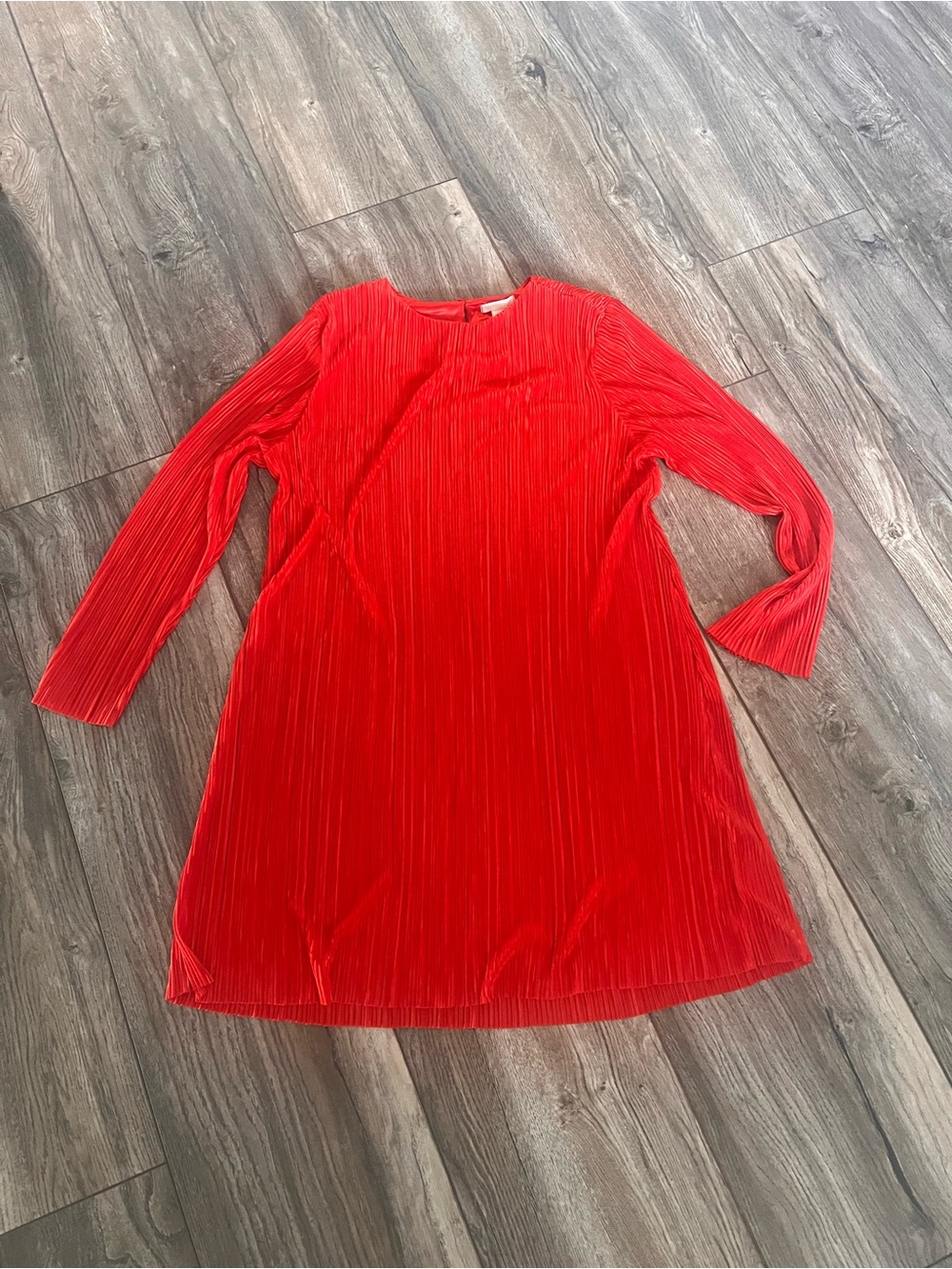 H&M Red Pleated Long-Sleeve Dress